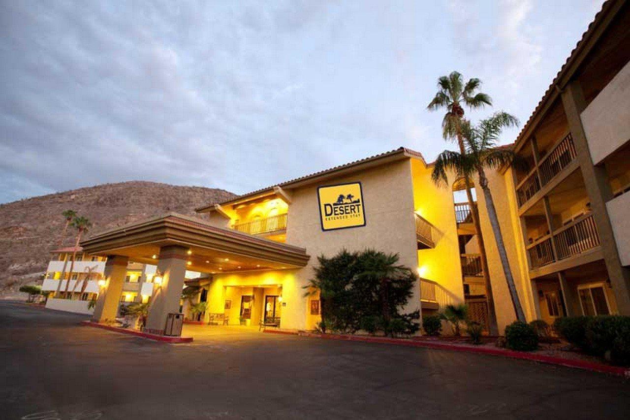 Red Lion Inn & Suites Cathedral City Palm Springs Exterior photo